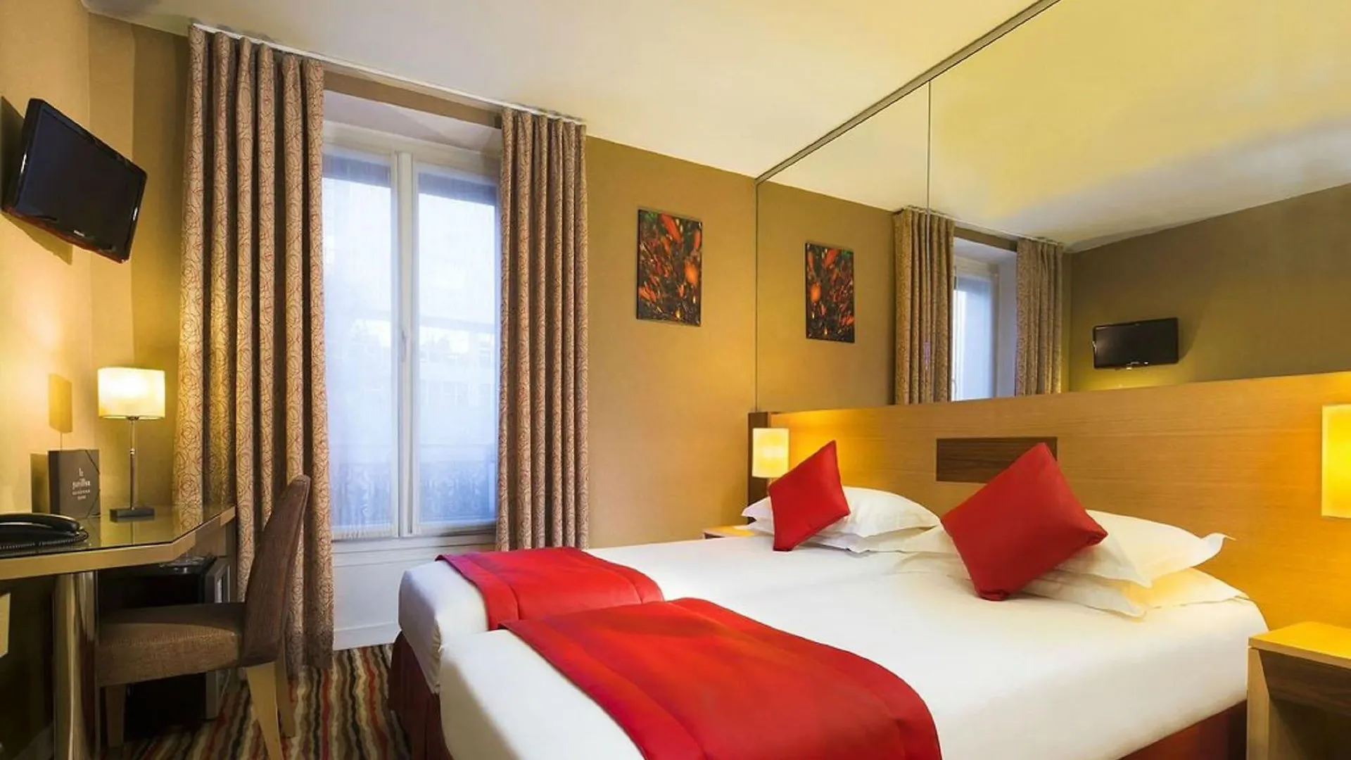 Hotel Pavillon Bastille 3*