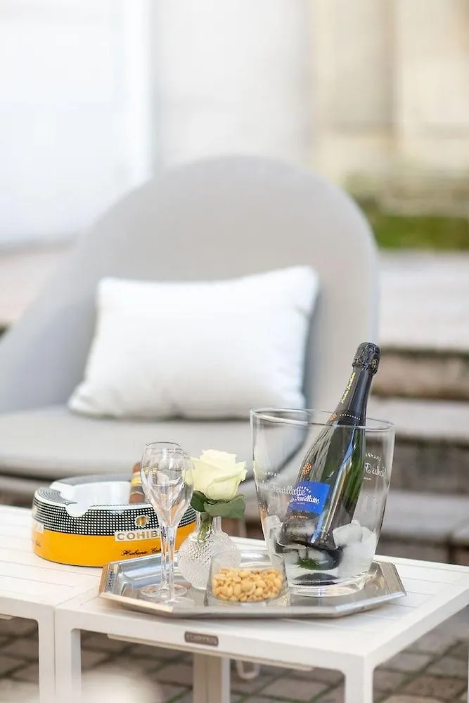 Pavillon Bastille 3*