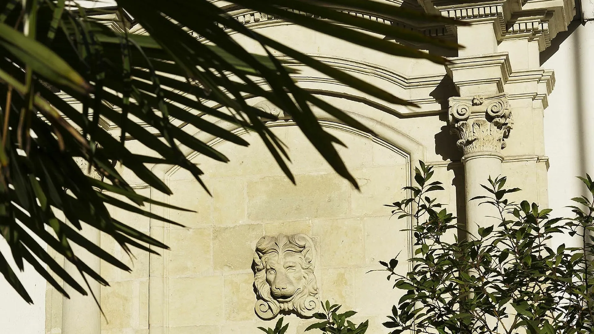 Hotel Pavillon Bastille 3*